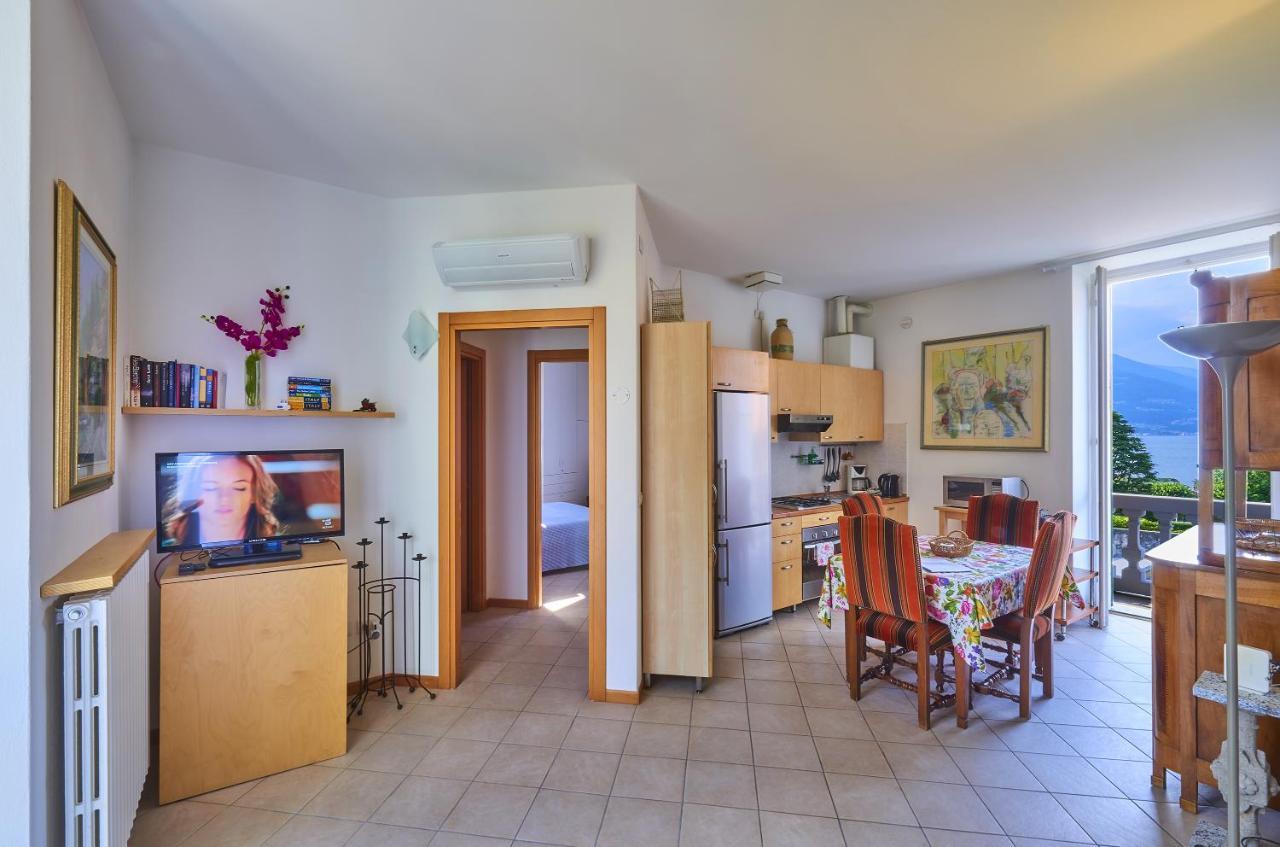 Casa Ferry Apartment Varenna Bagian luar foto